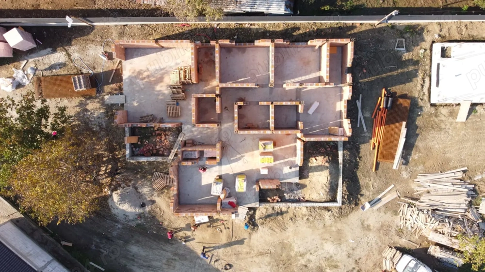 Firma constructii . Zona TR. IF. GR