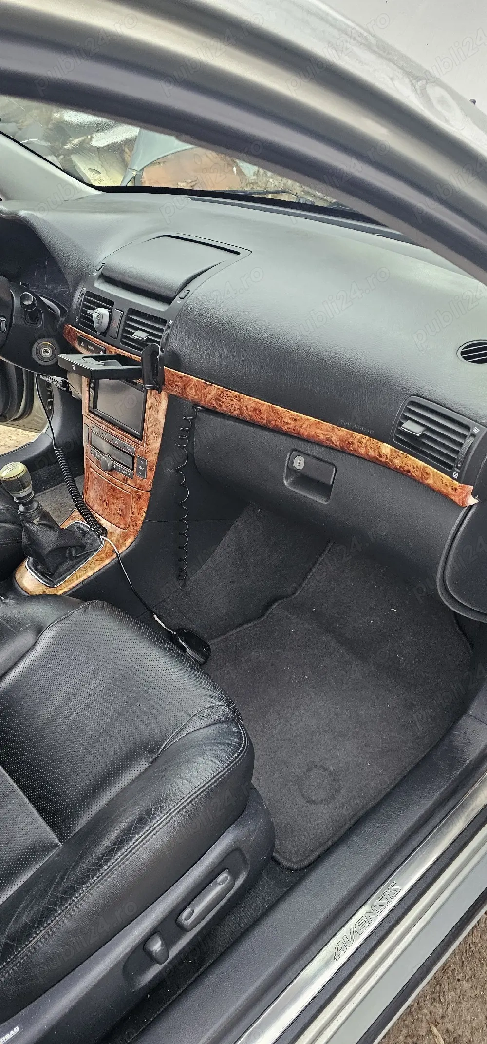 Interior piele toyota avensis 2008