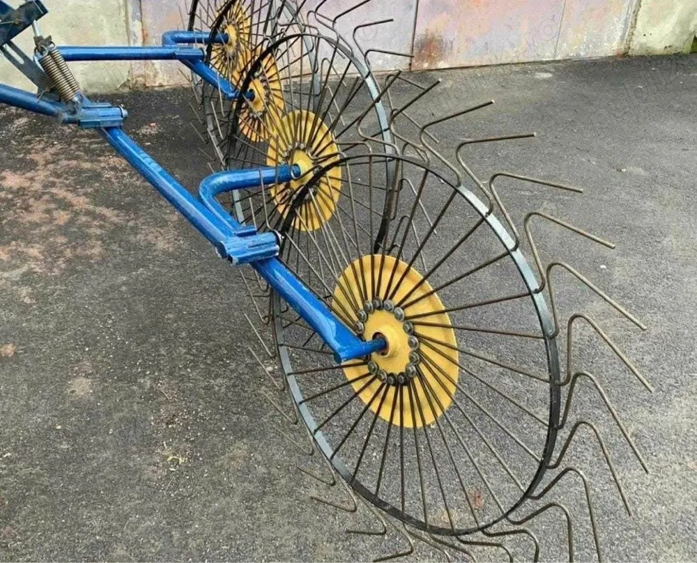 De vânzare cositoare si grebla motosapa motocultor