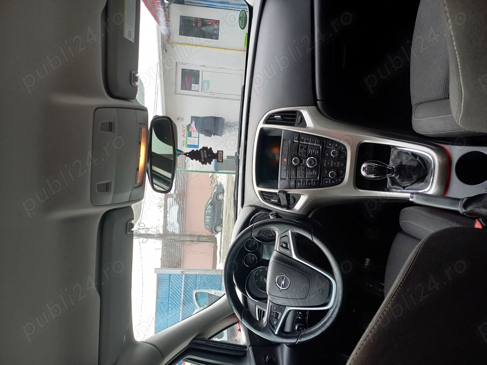 Vând Opel Astra j 2012