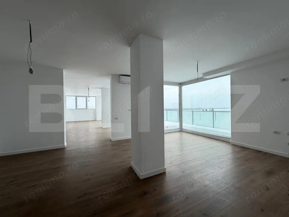Penthouse de vânzare, 106 mp utili + terasă 66 mp, zona Torontalului