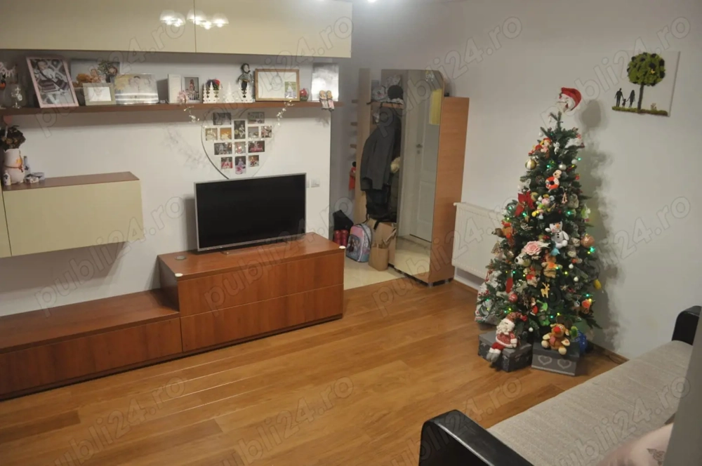 Se inchiriaza apartament cu 3 camere+ parcare in  Floresti-Cluj