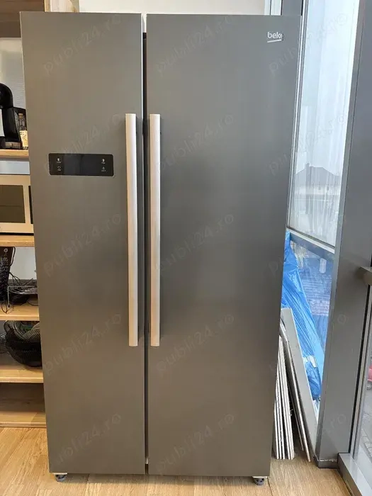 Frigider Beko side by side