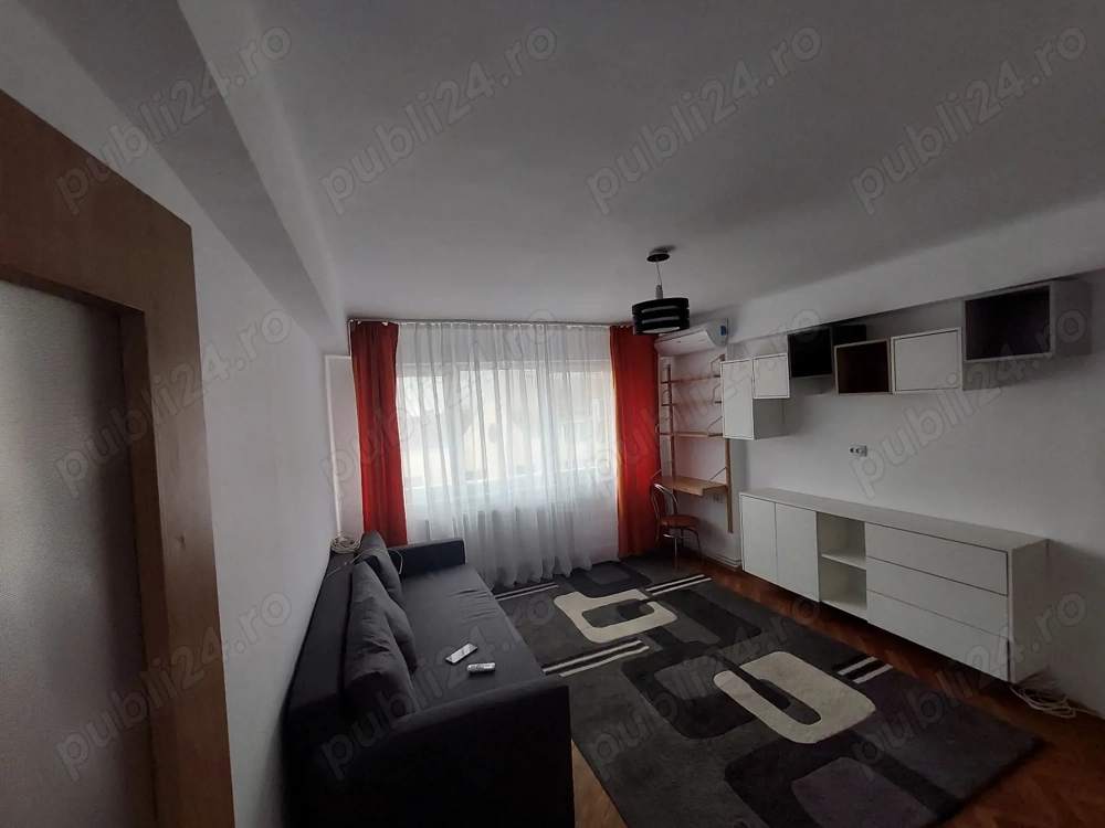 Apartament semicentral 2 camere str. Horea cu AC cu WiFi