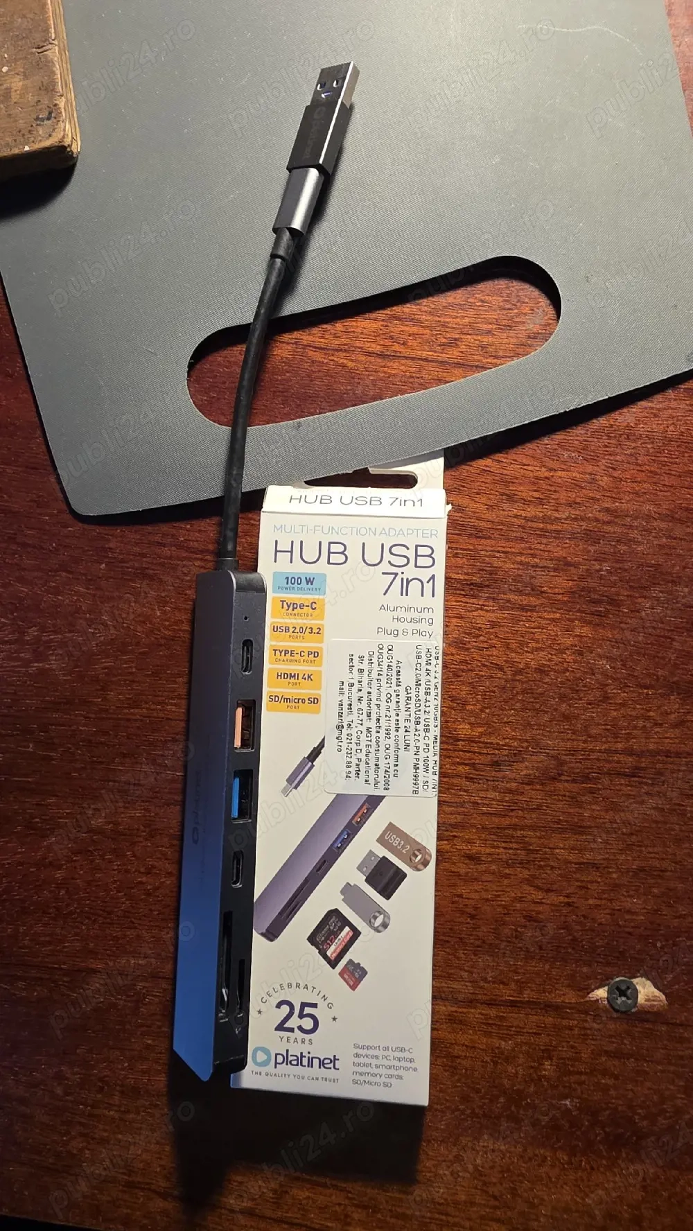 Adaptor USB - C cu 7 porturi