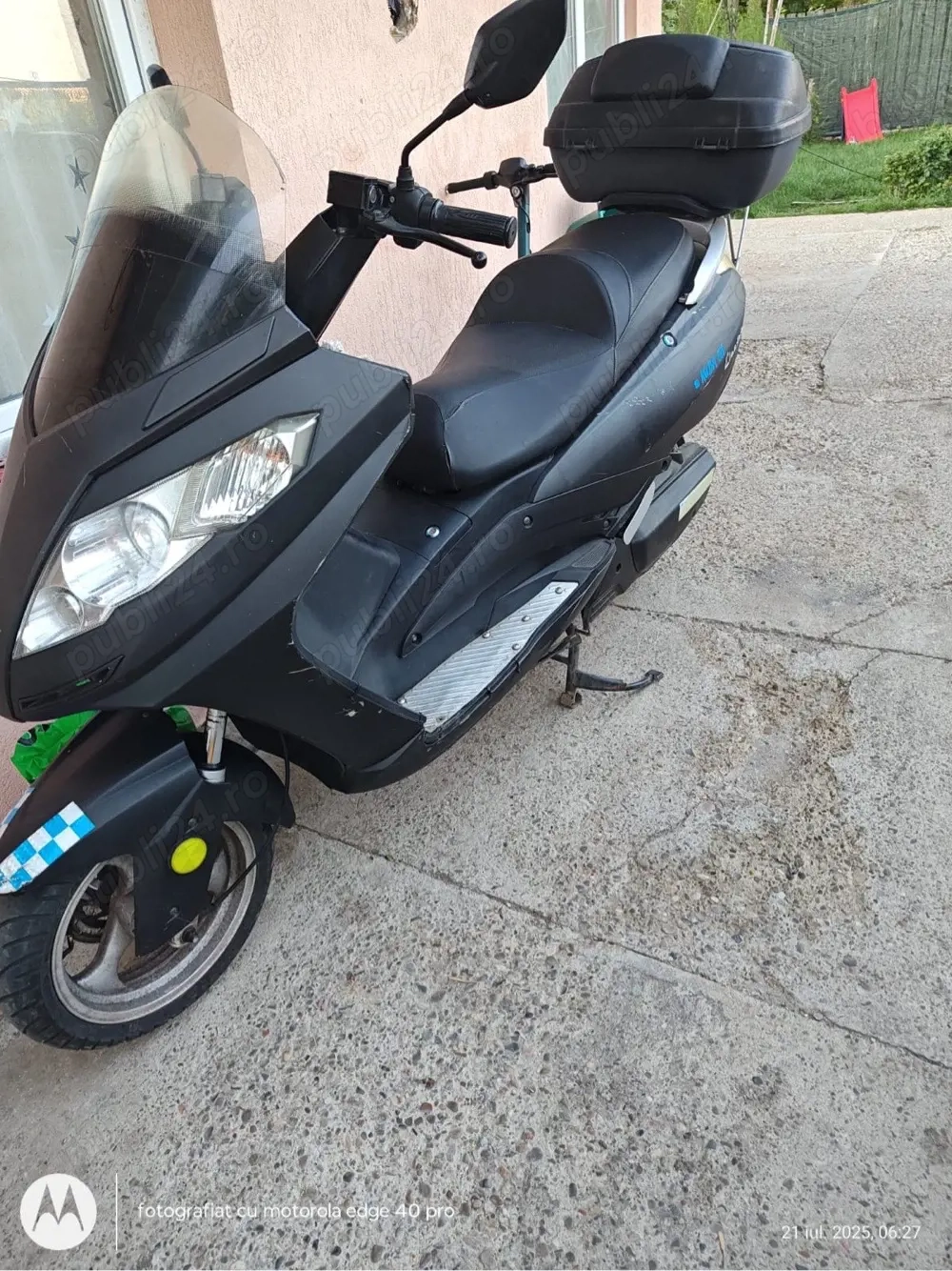 Vand sau schimb  cu aur