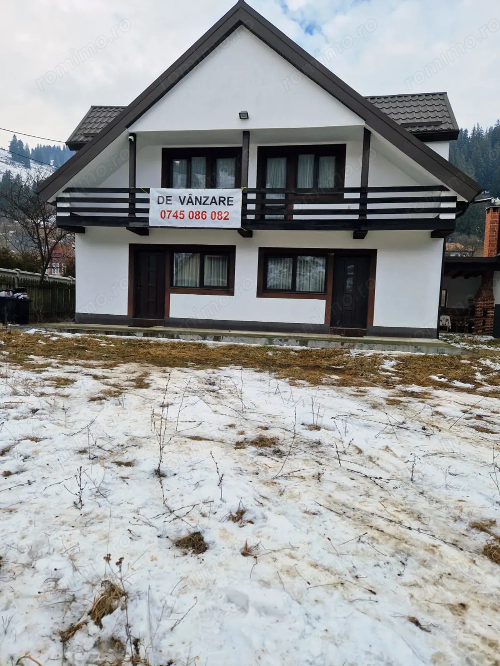 Vilă tip duplex în localitatea Ceahlău