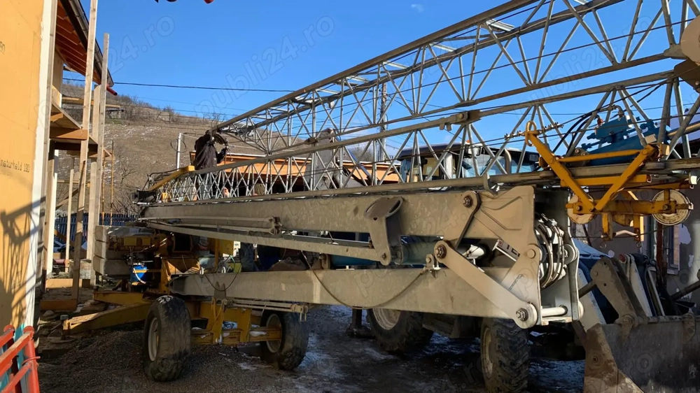 Macara auto montantă 