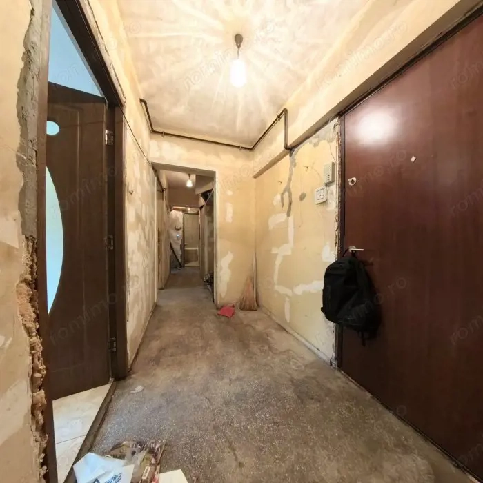 3 Camere - Romancierilor - Decomandat