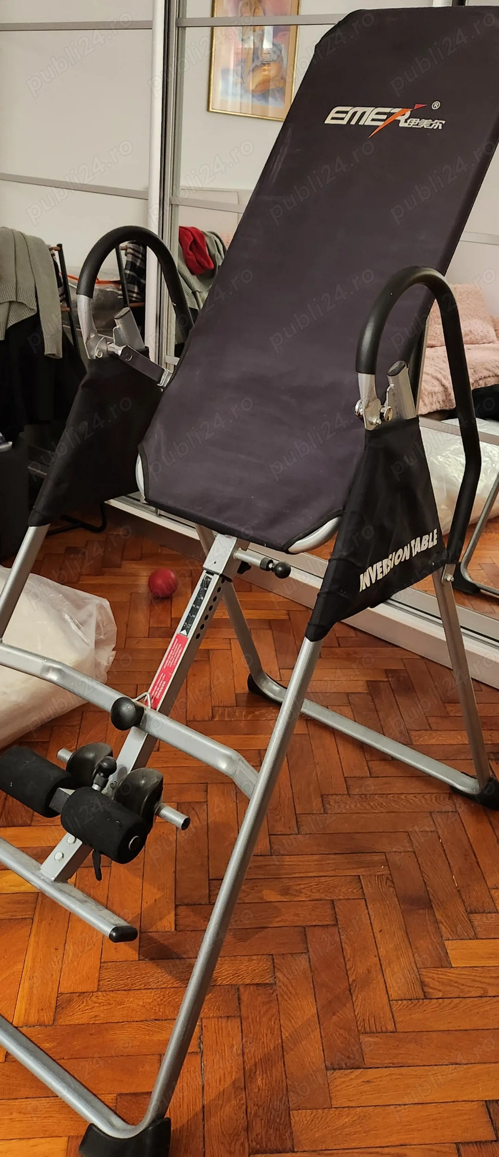 Masa de inversie pentru dureri spate si flexibilitate