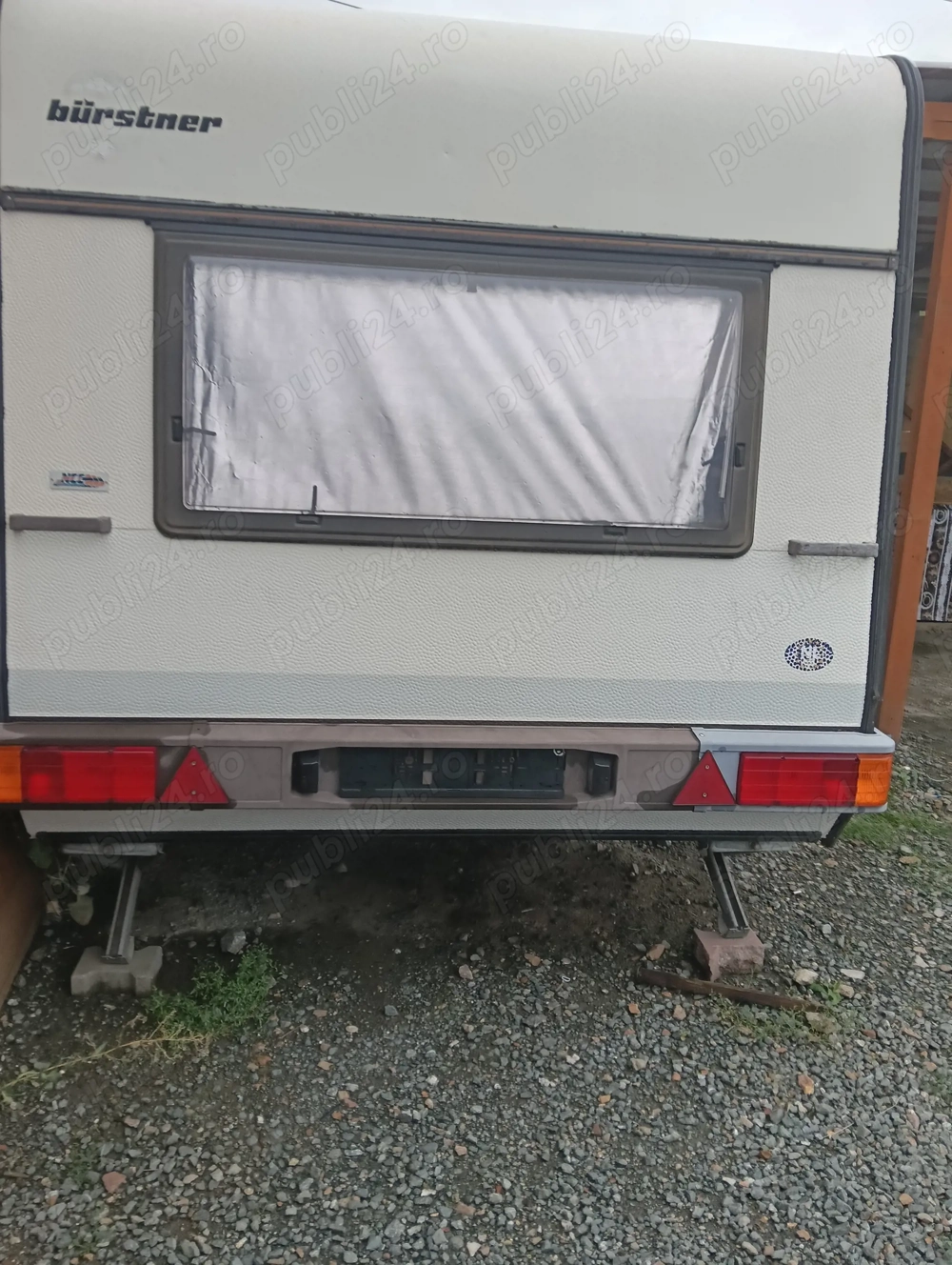 Vind rulotă foarte intretinuta