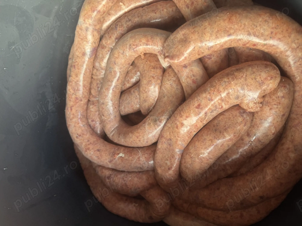 Untură, slănină de porc și cârnat 