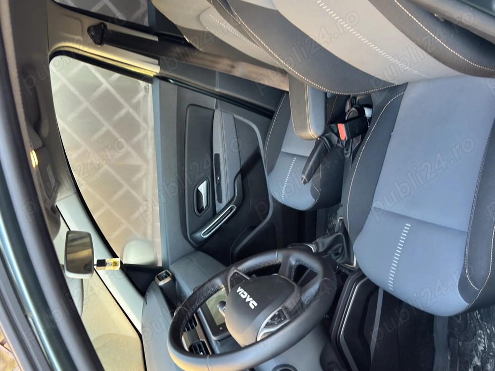 Vând Duster Extreme 