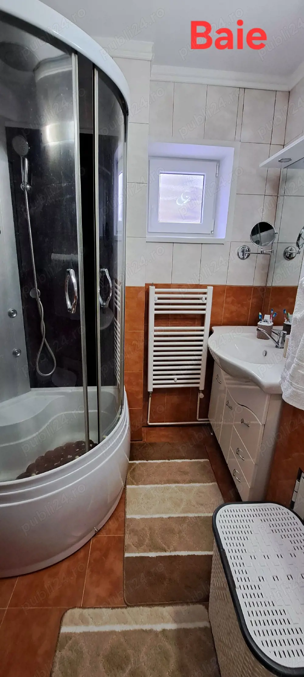 Vând apartament. 