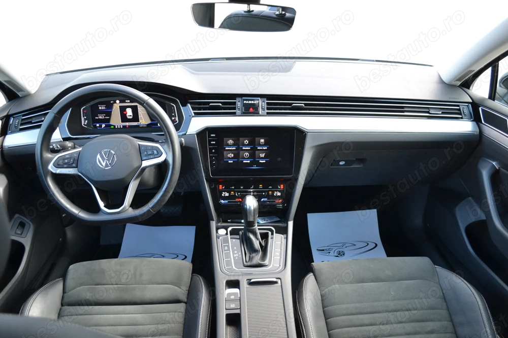 Volkswagen Passat Variant 2.0 TDI 200 DSG Executive (15/19)