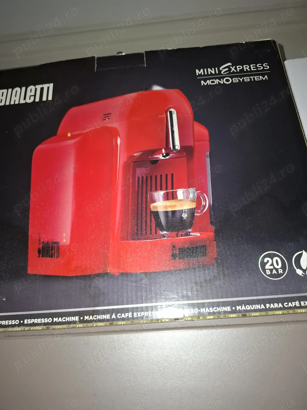 Masina de cafea cu capsule