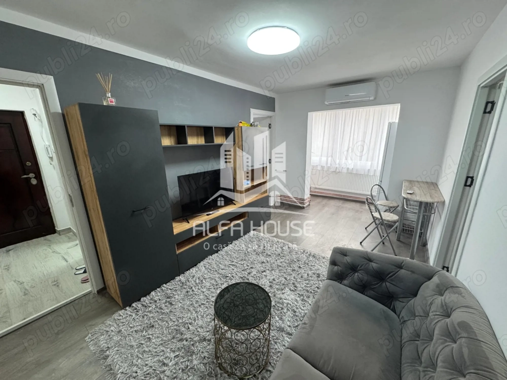 Inchiriez 2 Camere Micro 2
