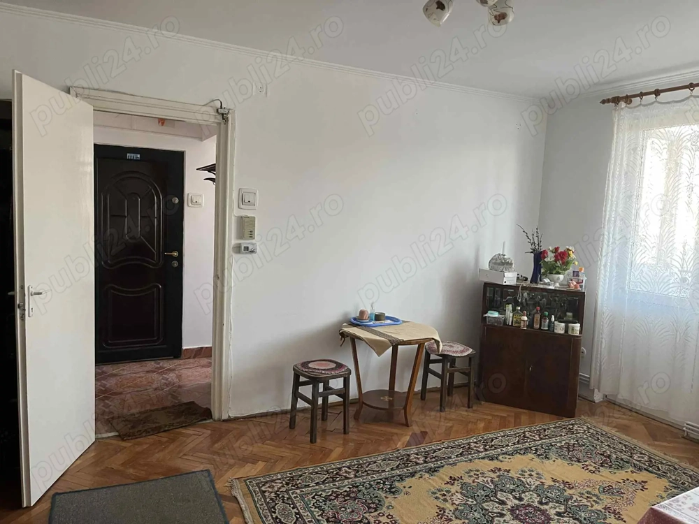 De vanzare apartament cu 2 camere str.soimilor
