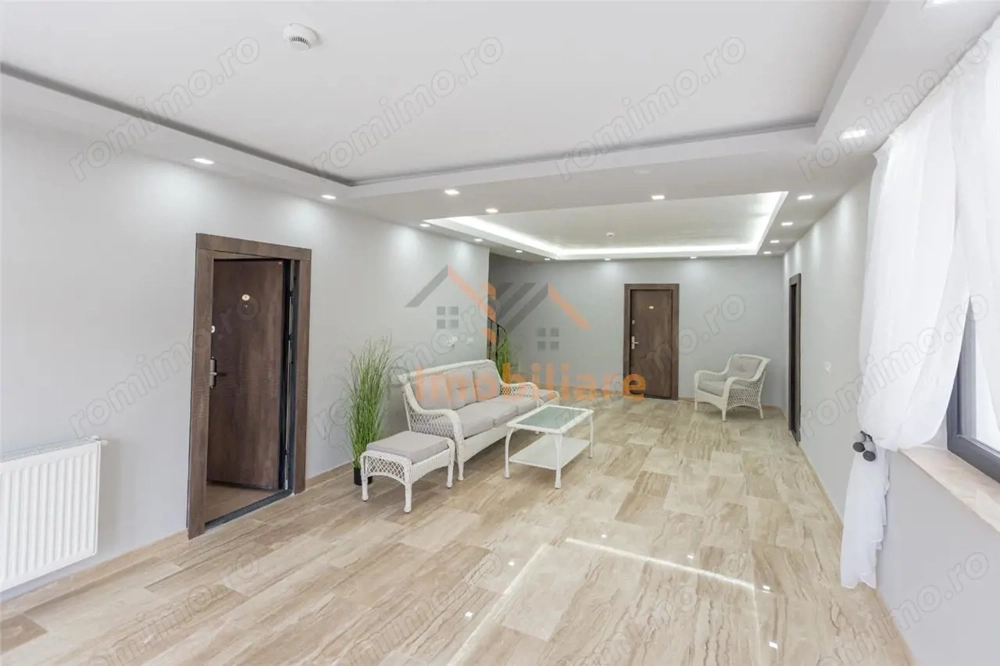VILA DE INCHIRIAT | 11 CAMERE | 650 MP | ORADEA | BIHOR