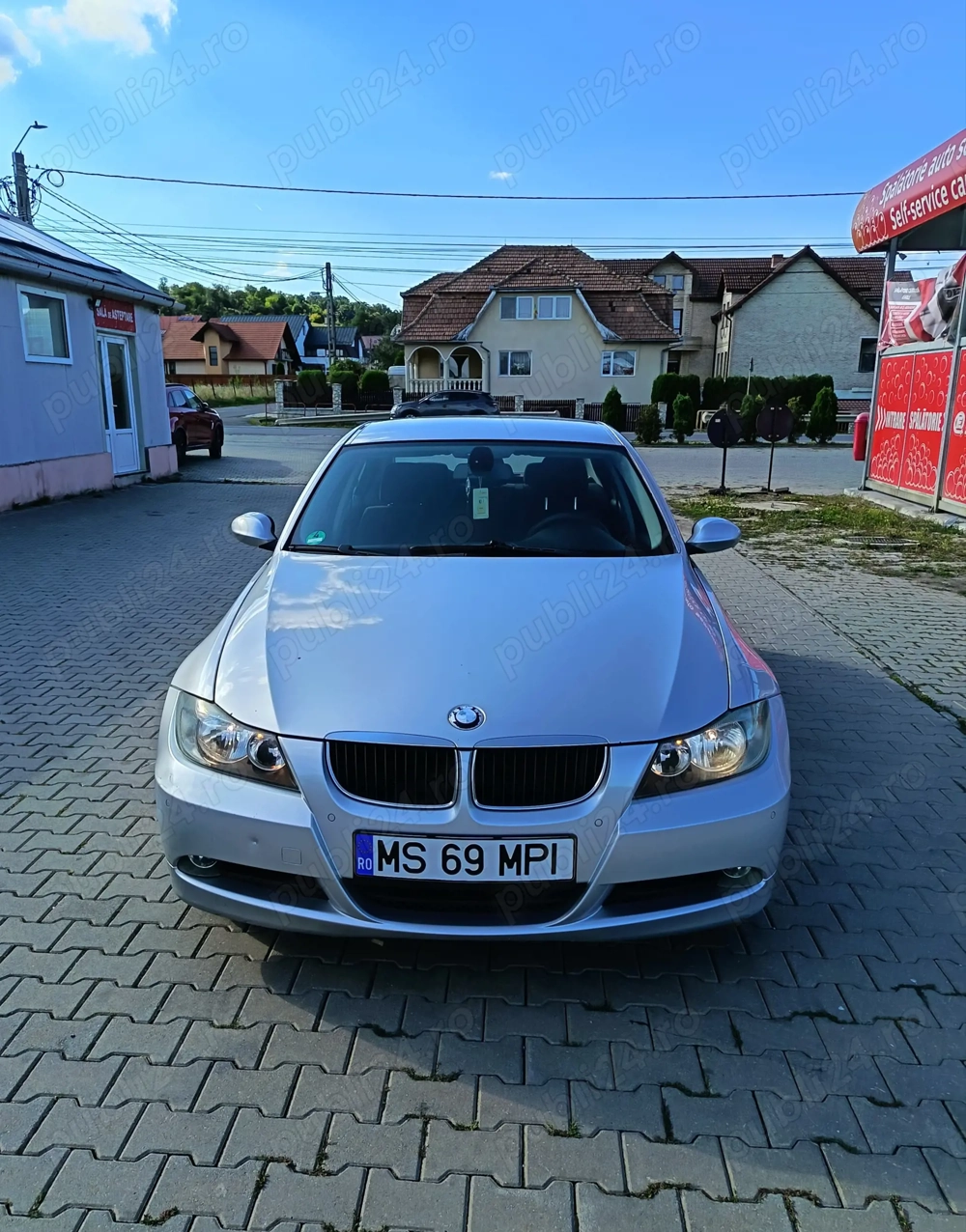 BMW 320i E90 -2.0 benzină