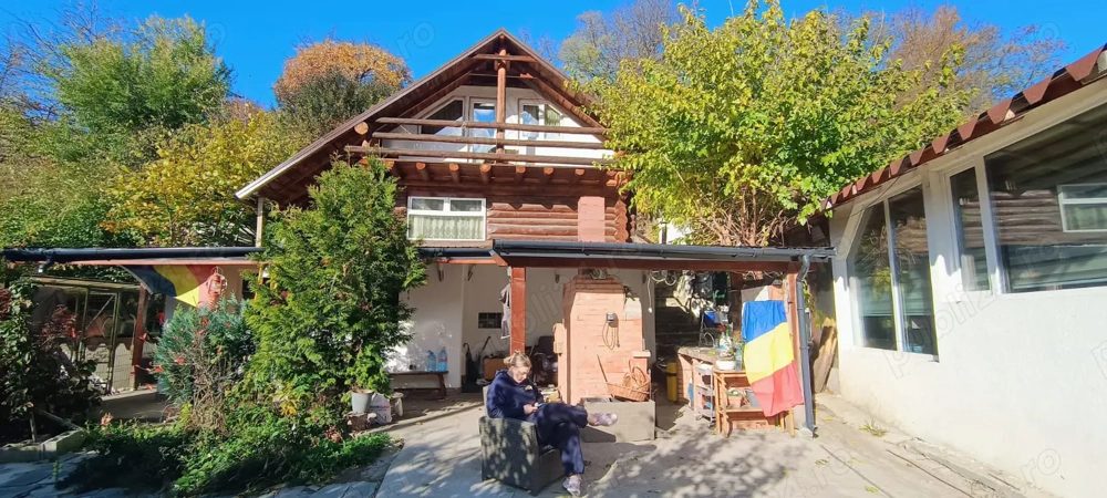 Casa Bistrita Neamt langa Manastirea Bistrita 