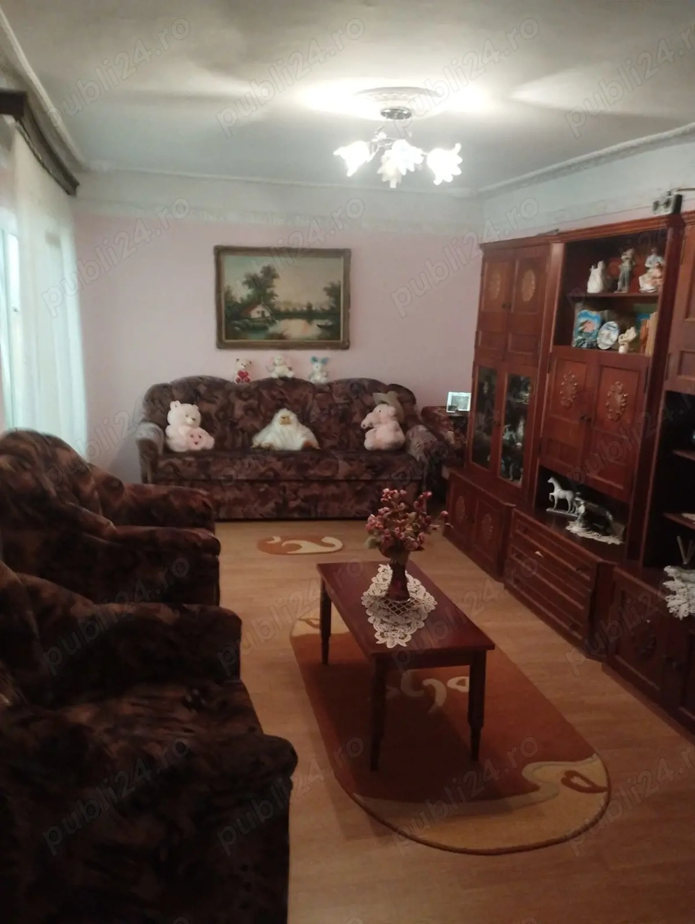 Apartament de vanzare cu 3 camere