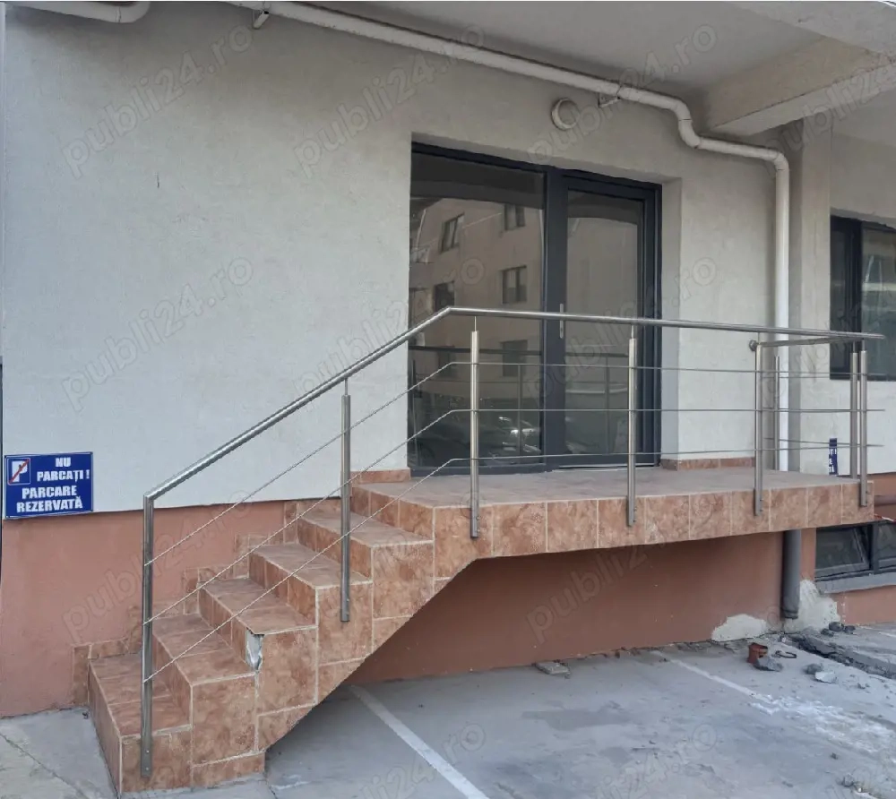 Spatiu comercial Mamaia Nord str D 30 la 50 m de plaja schimburi imobiliare