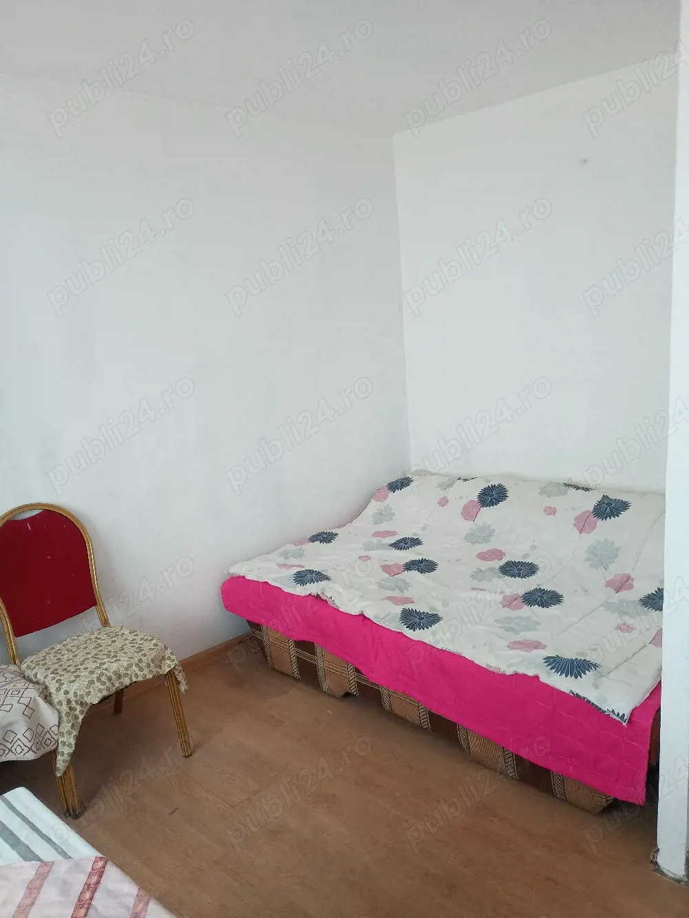 vand garsonieră Pantelimon 