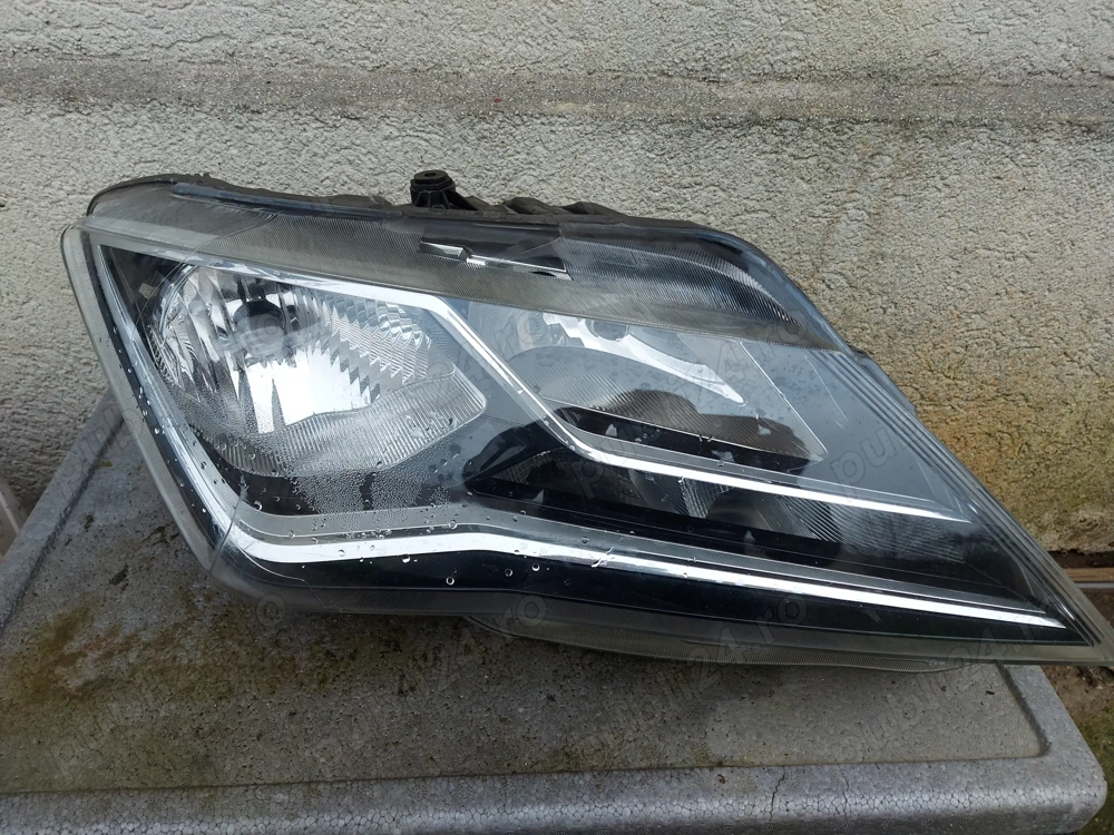 Vand far dreapta original Seat Toledo 2013-2019