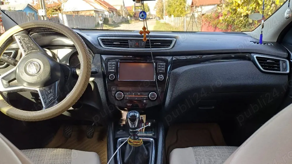 Vând Nissan Qasquai 