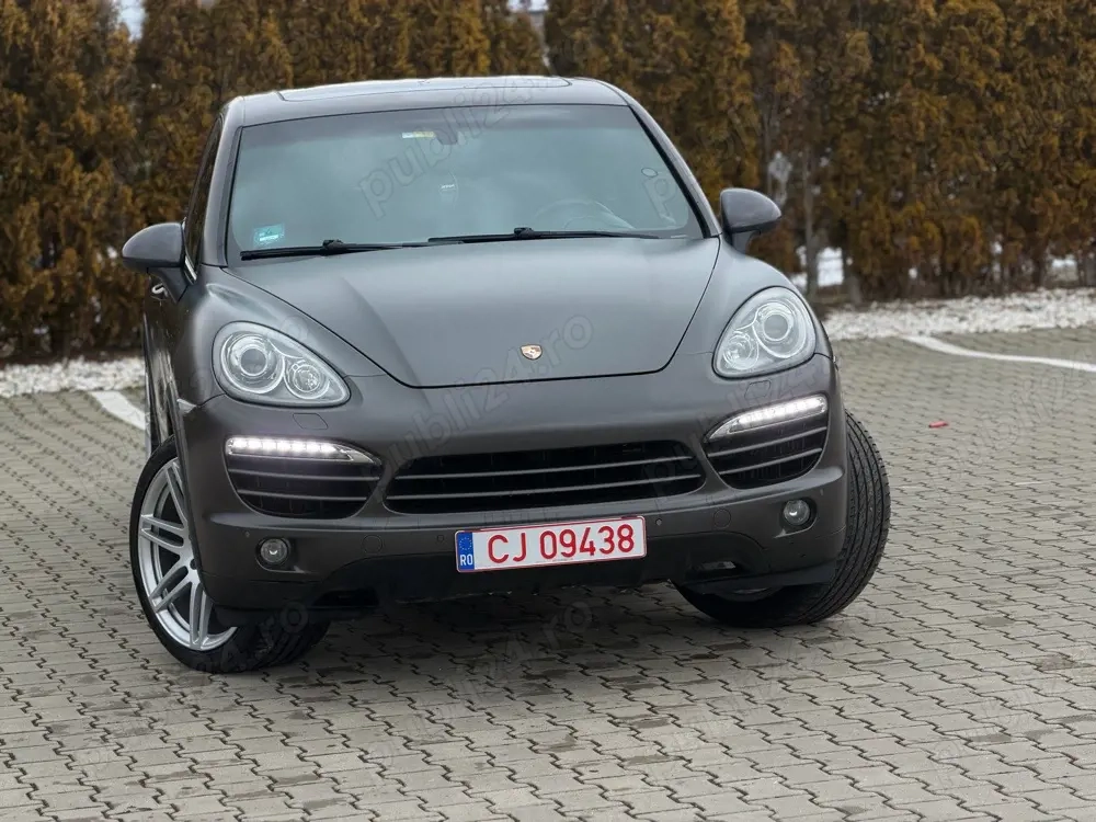 Porsche Cayenne 2012