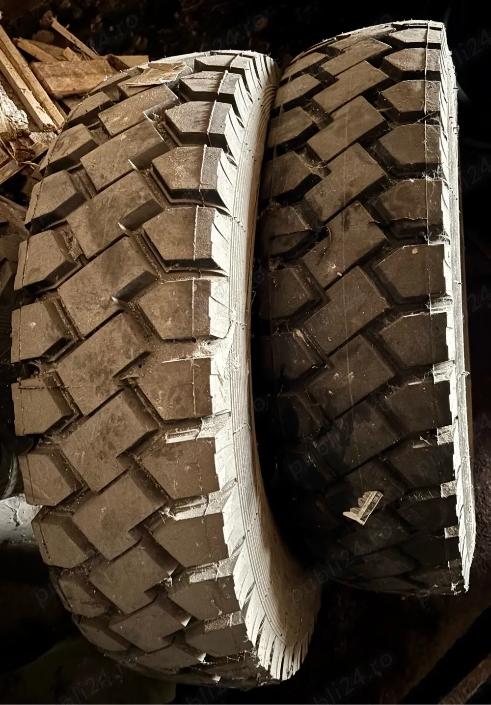 Cauciucuri 1200 R20 Kama 