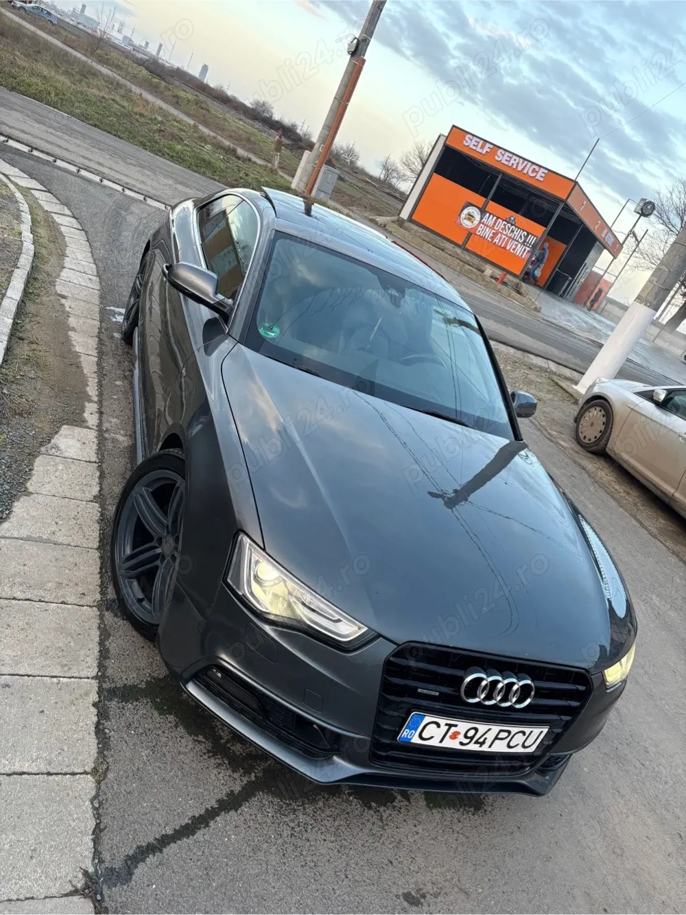 Vand Audi S-line 