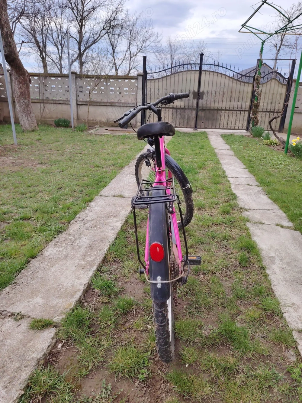 Bicicleta de vanzare