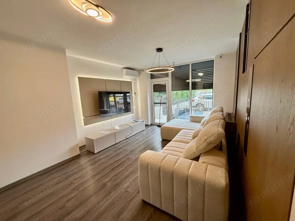 Central-3 cam amenajat lux!!!