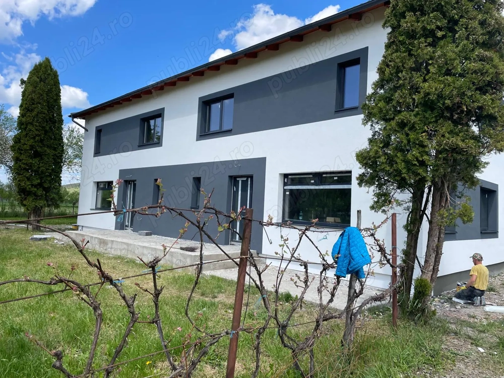 Duplex la 30km de Cluj, 200mp construiti si 1300 mp teren 