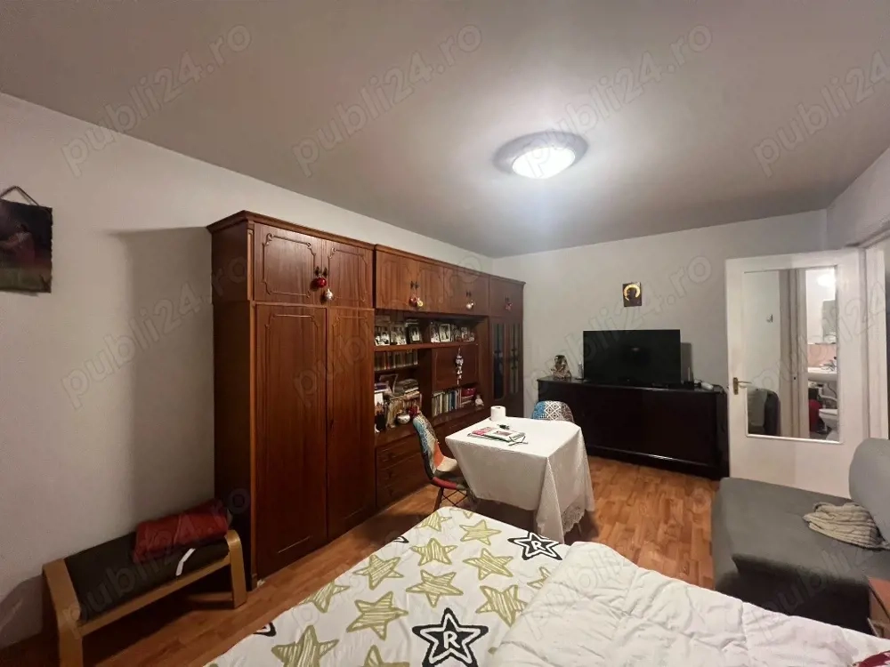 Garsoniera Str Valea Argesului Bloc 4 Etaje Mutare Imediata