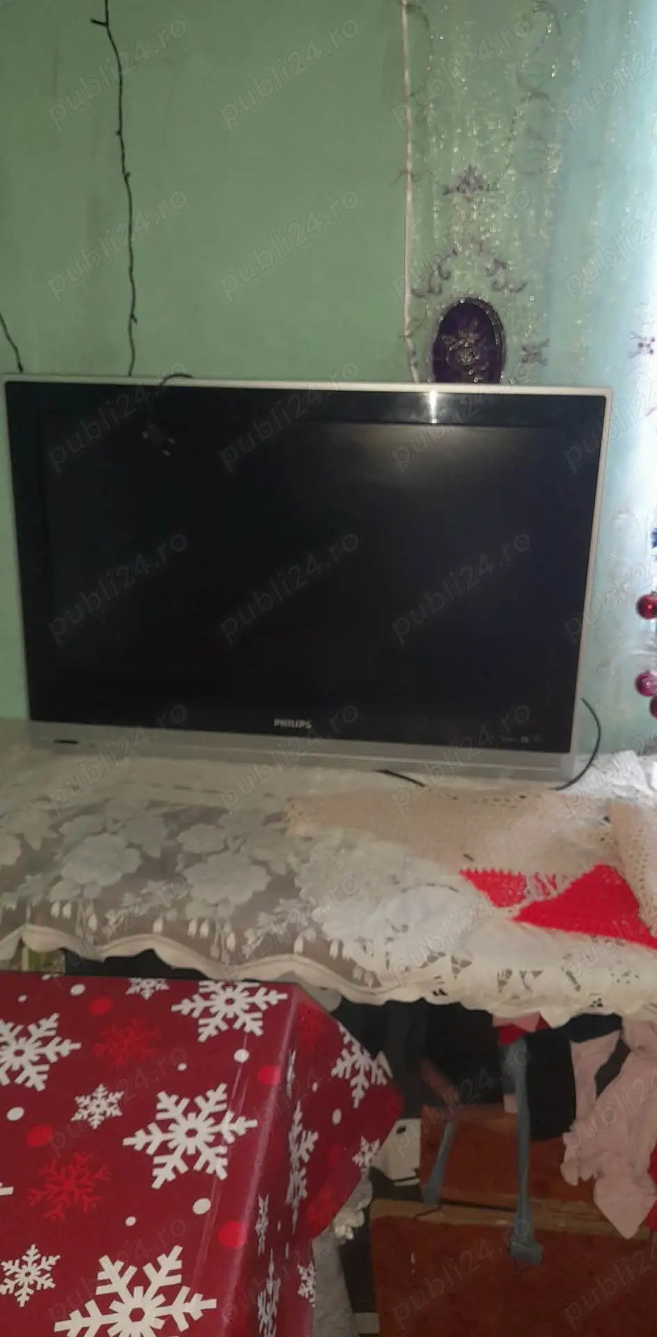 Vând plasmă Philips preț 400 de lei 