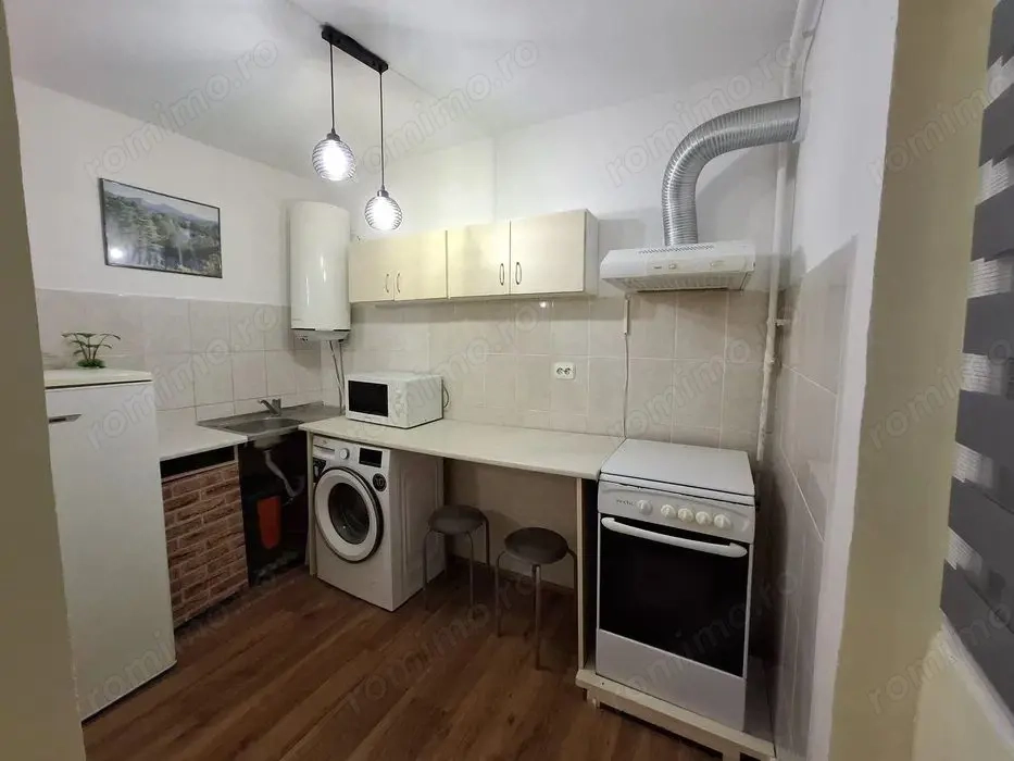 Mureseni - Vanzare ap. 1 camera + copertina - Str. Cisnadie