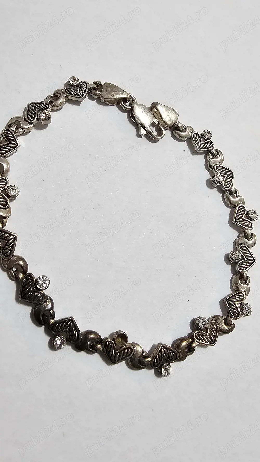 Brățară din argint 925 cu inimioare și pietre   stare foarte bună