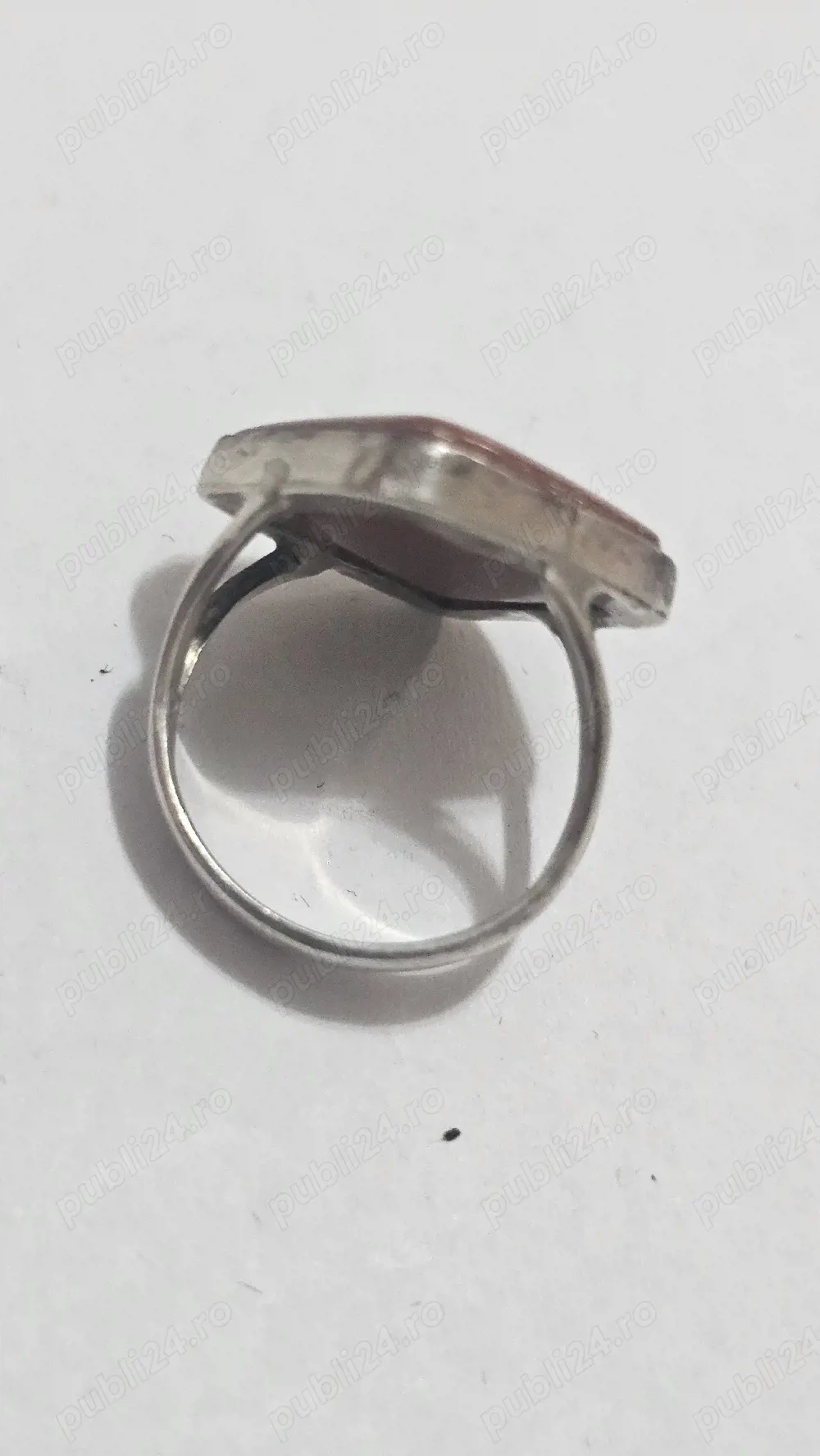 Inel vintage din argint cu piatră goldstone, model masiv