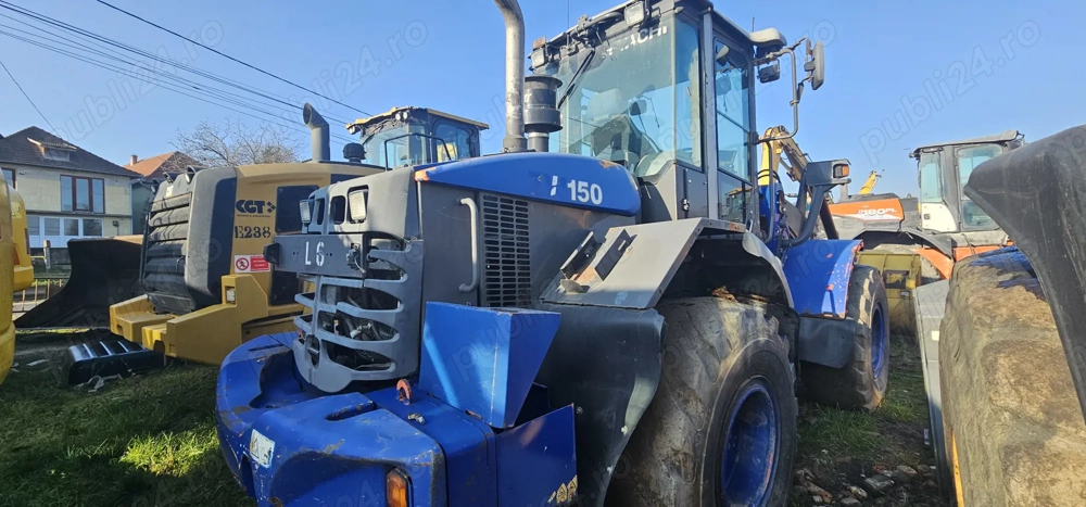 Încărcător frontal Hitachi ZW 150