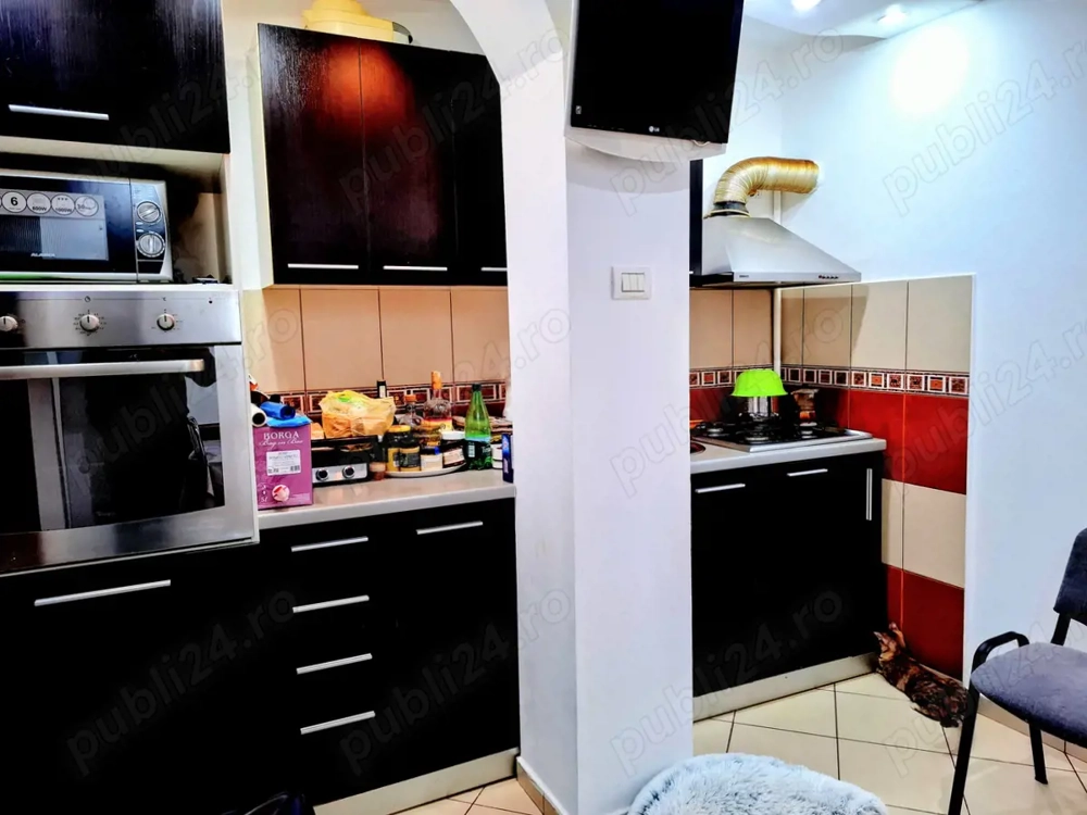 Apartament 2 camere semidecomandat, zona Lipovei   53 mp + dressing subsol, mobilat
