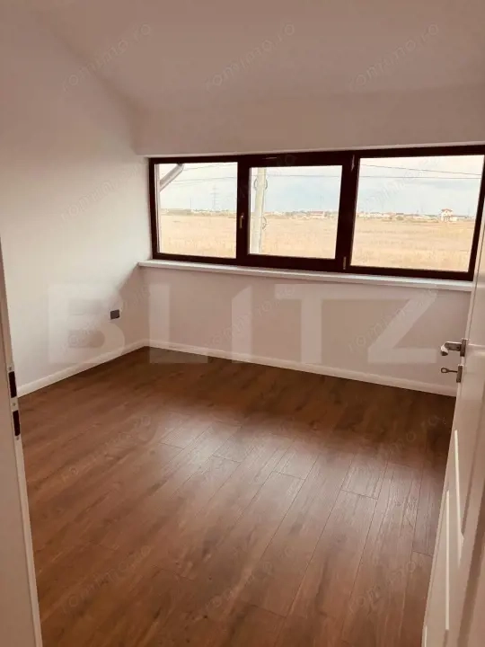 Duplex 5 camere 122mp utili, 350mp teren Mosnita Noua
