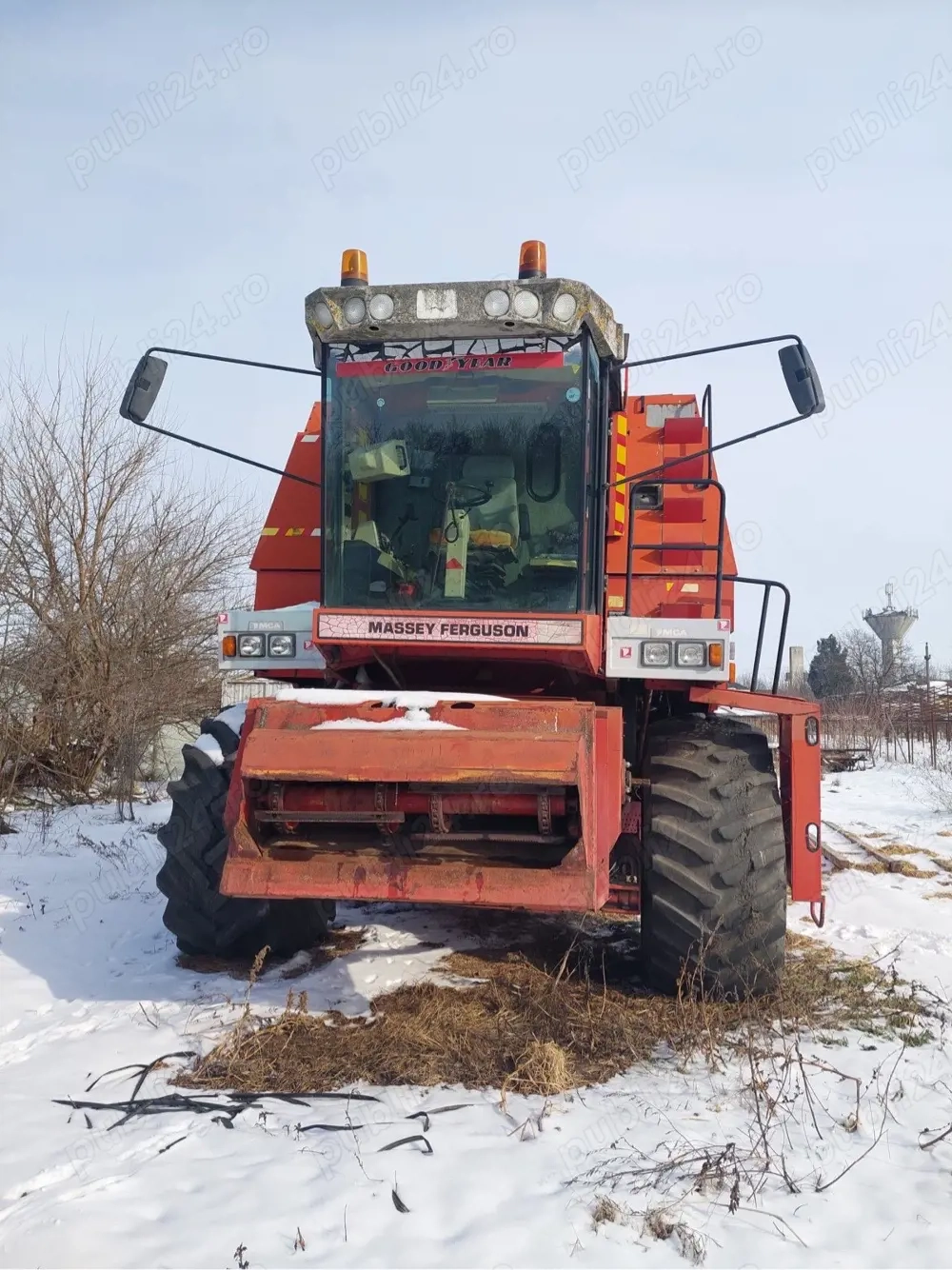 Combina Massey Ferguson 38 , an 1996