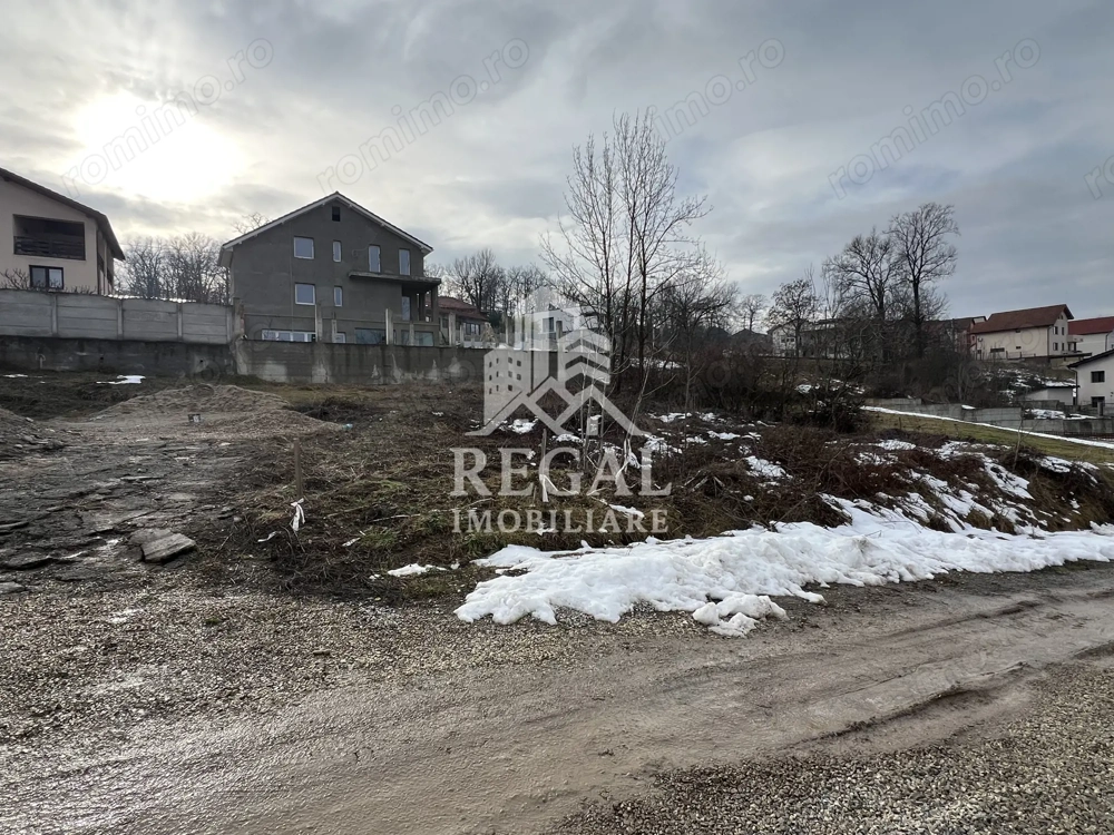 Teren de vânzare – zona Ciuperca