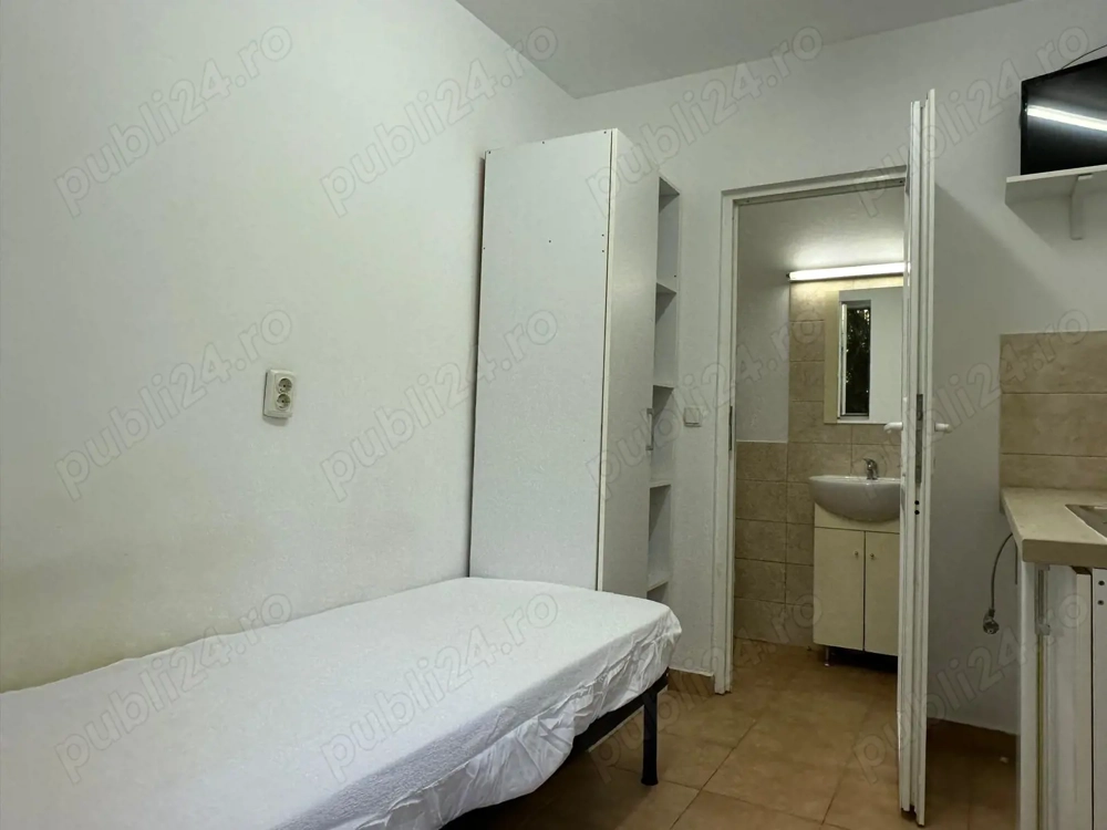 Proprietar inchiriez garsonieră in Complexul Studentesc