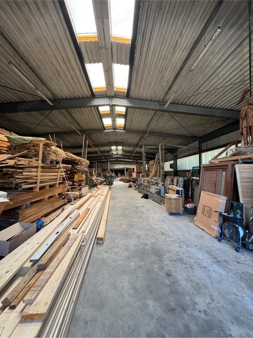 Afacere la Cheie Hala 1800 mp Fabrica de Case din Lemn