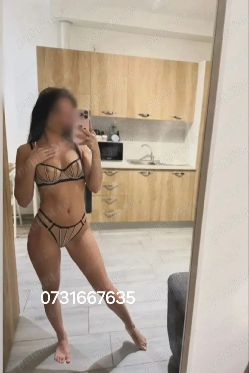 Outcall - Deplasari ..La mine sau la tine