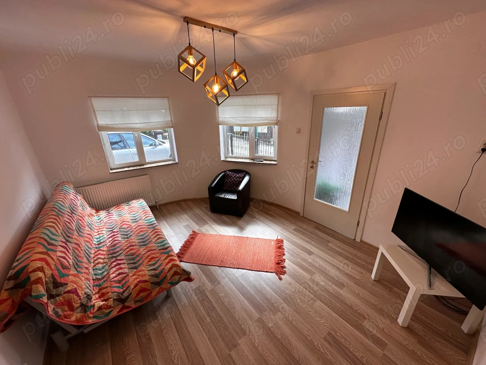Apartament cu doua camere plus teren in exclusivitate  -SINAIA